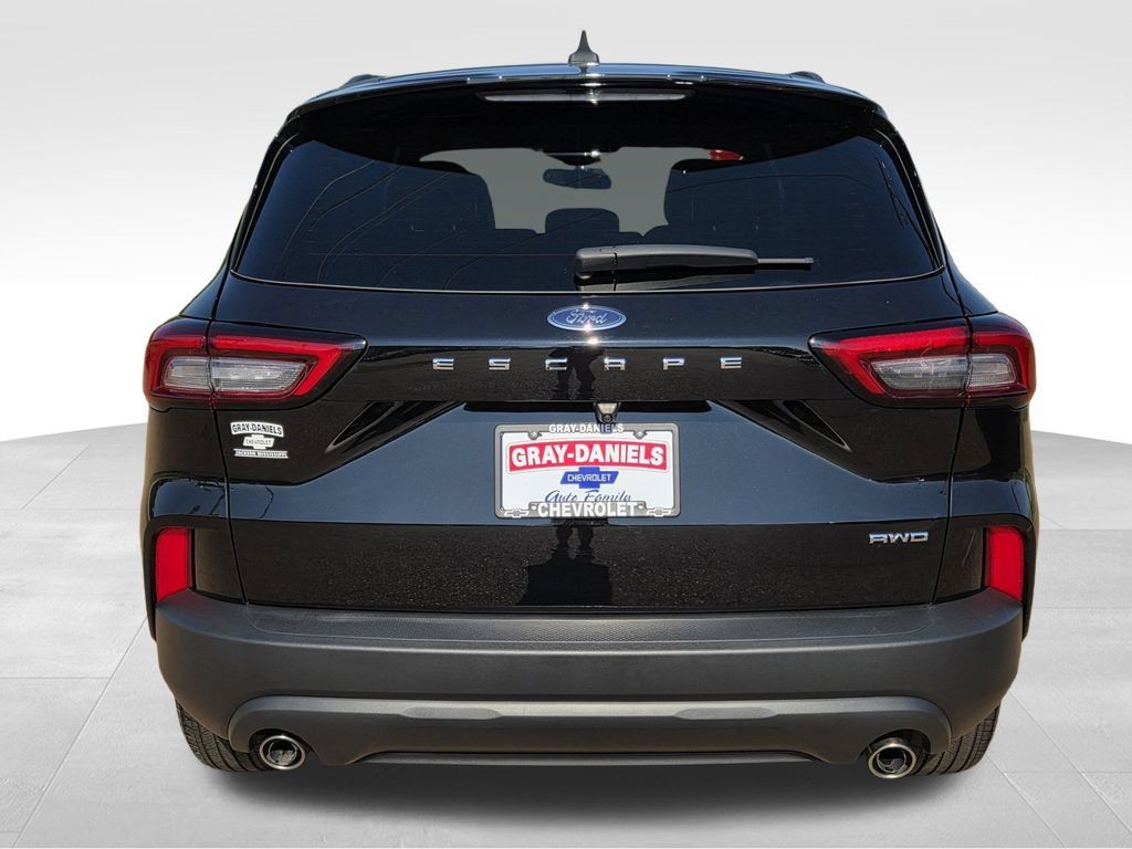Used 2025 Ford Escape ST-Line Select AWD/4WD image 7