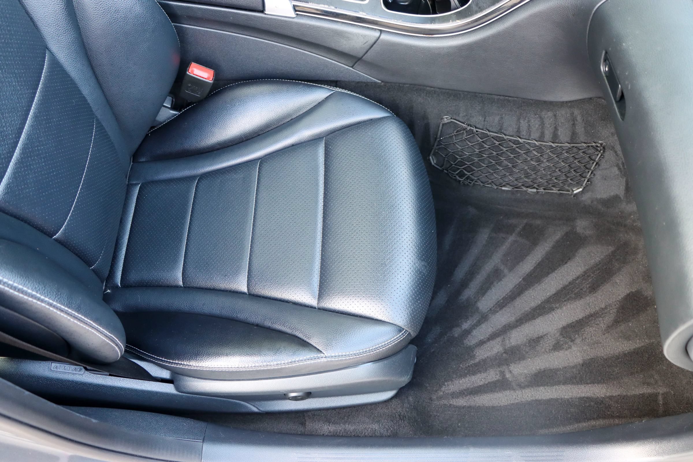 Used 2017 Mercedes-Benz C 300 4MATIC Sedan image 22