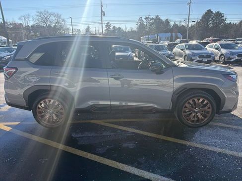 Used 2025 Subaru Forester Sport image 4