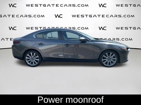 Used 2022 MAZDA MAZDA3 s image 9