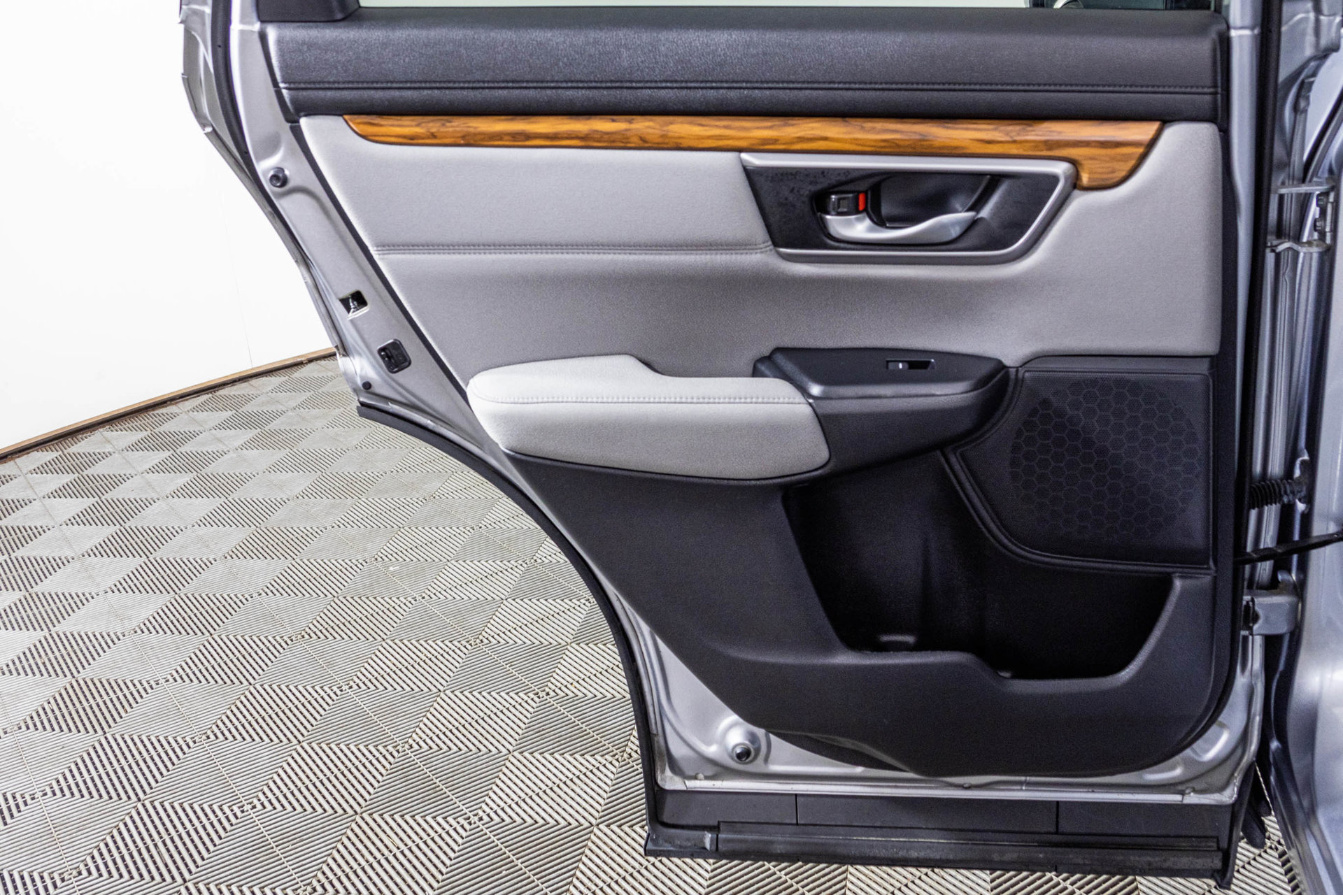 Used 2022 Honda CR-V EX image 38
