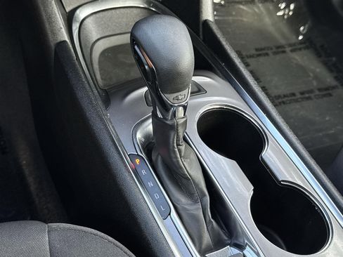 Used 2023 Chevrolet Malibu LT image 13