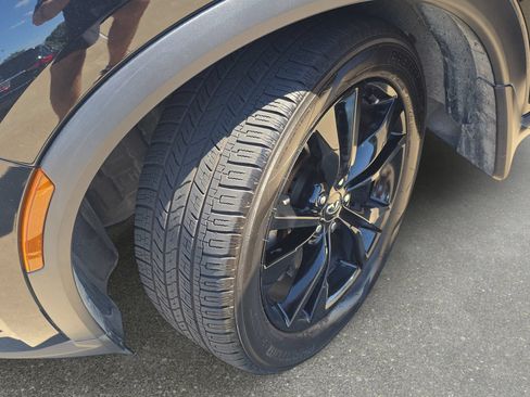 Used 2023 INFINITI QX60 Luxe w/ Performance Audio Package FWD image 31
