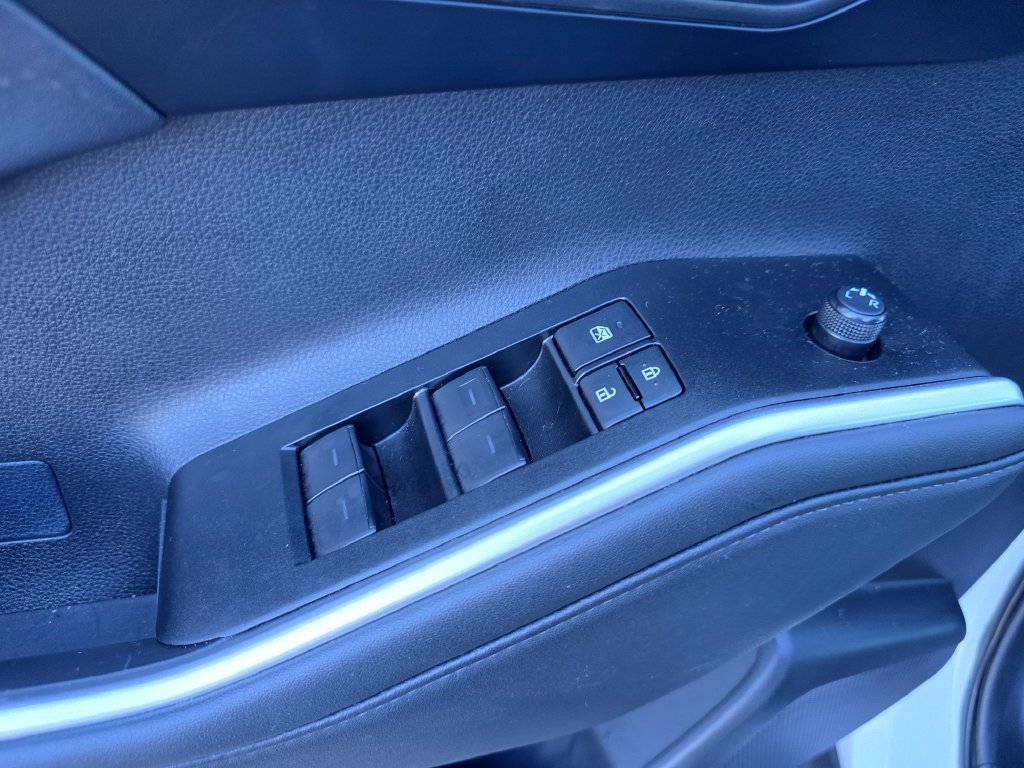 Certified 2025 Toyota Highlander XLE AWD/4WD image 17