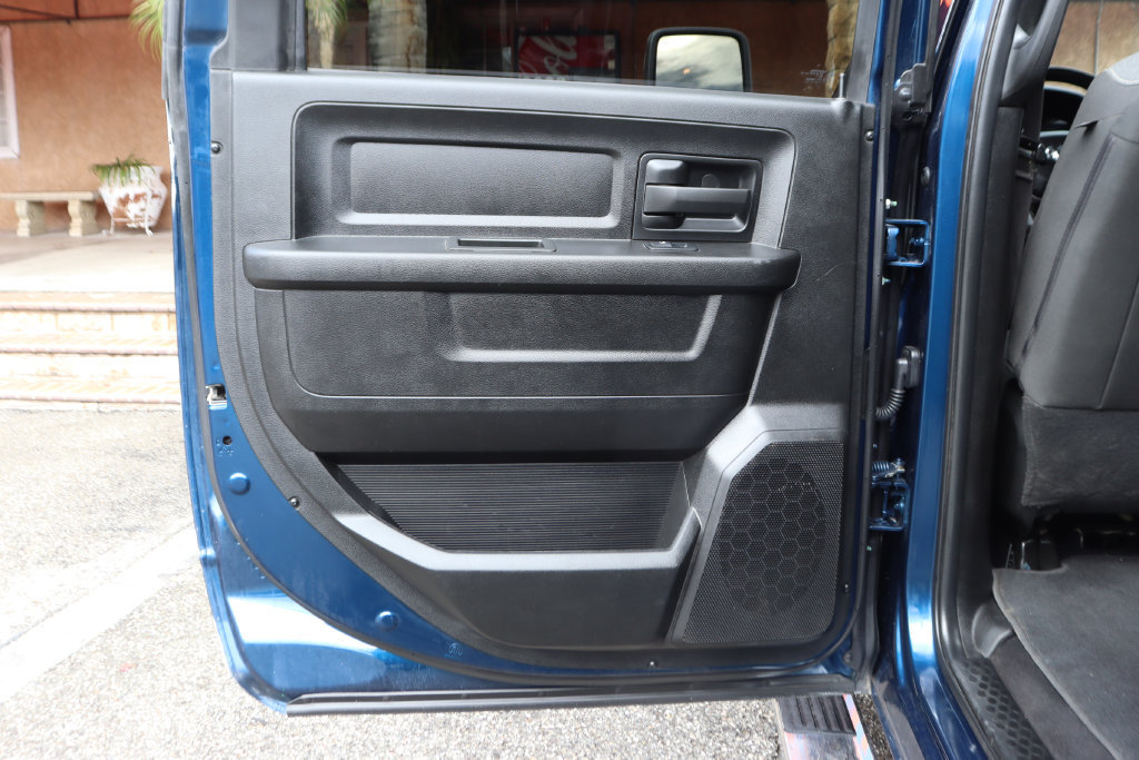 Used 2024 RAM 2500 Tradesman w/ Chrome Appearance Group AWD/4WD image 34