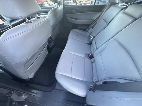 Used 2019 Subaru Outback 2.5i Limited image 19