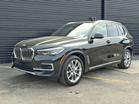 Used 2022 BMW X5 xDrive40i w/ Premium Package AWD/4WD image 1
