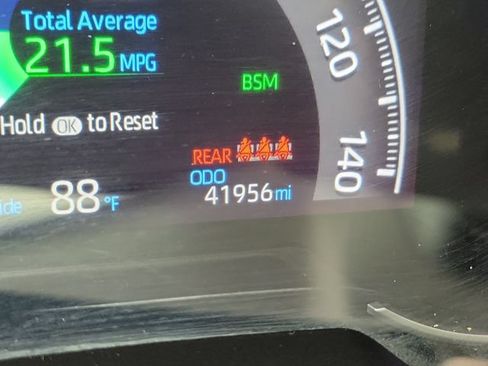 Used 2019 Toyota RAV4 Limited FWD image 28