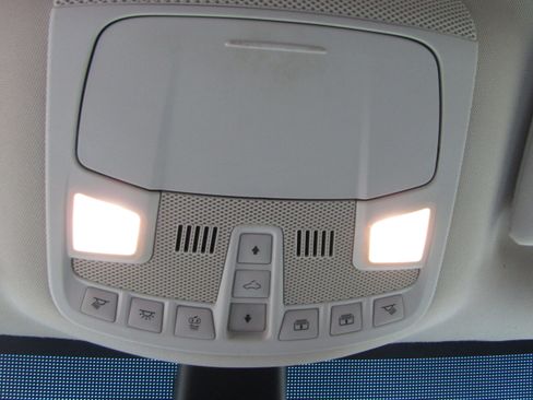 Certified 2019 Ford Edge Titanium w/ Equipment Group 301A image 37