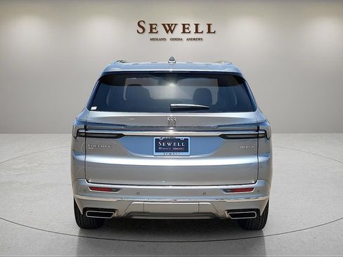 New 2026 Buick Enclave Avenir w/ Super Cruise Package AWD/4WD image 4