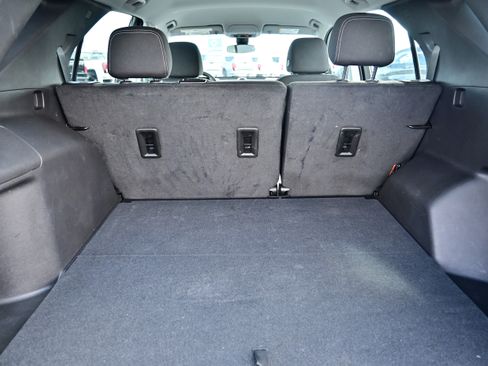 Used 2024 Chevrolet Equinox LS image 11