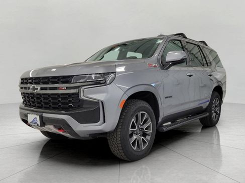 Used 2021 Chevrolet Tahoe Z71 w/ Luxury Package AWD/4WD image 12