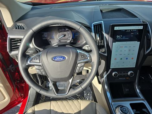 Used 2023 Ford Edge Titanium w/ Equipment Group 301A image 15