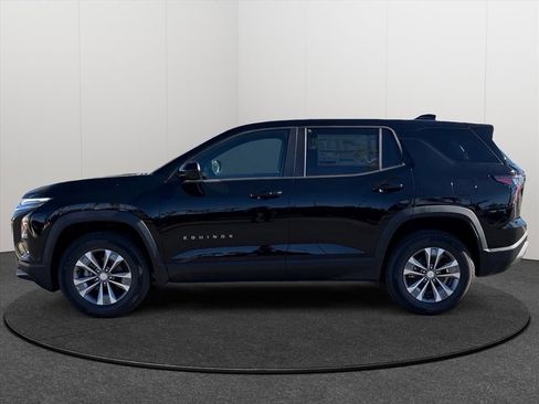 New 2026 Chevrolet Equinox LT w/ Convenience Package II image 2