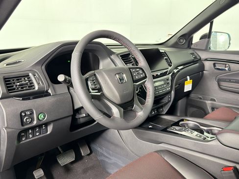 New 2026 Honda Ridgeline Black Edition image 3