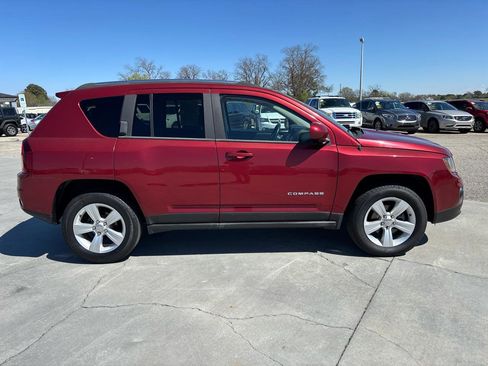 Used 2014 Jeep Compass Latitude w/ Sun/Sound Group image 3