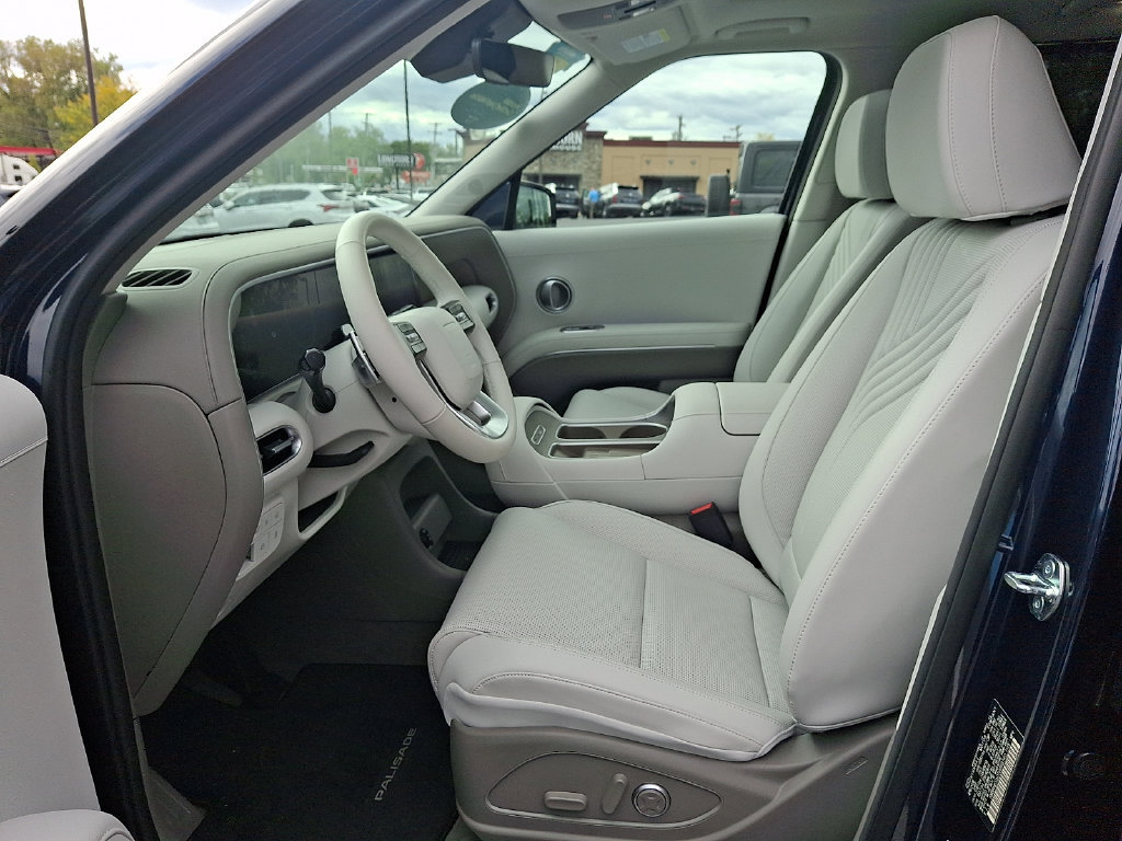 Used 2026 Hyundai Palisade SEL Premium AWD/4WD image 13