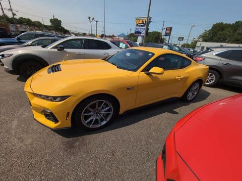 Certified 2024 Ford Mustang GT Premium image 4