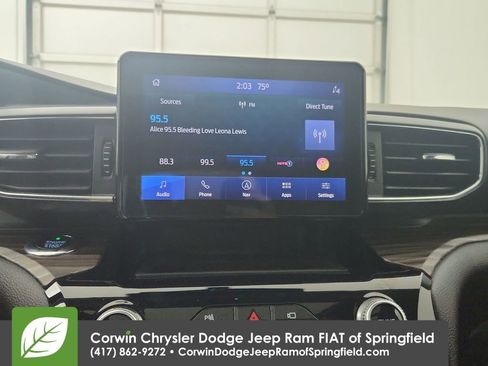 Used 2021 Ford Explorer Limited w/ Equipment Group 301A AWD/4WD image 23