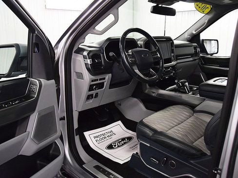 Used 2023 Ford F150 Limited image 16