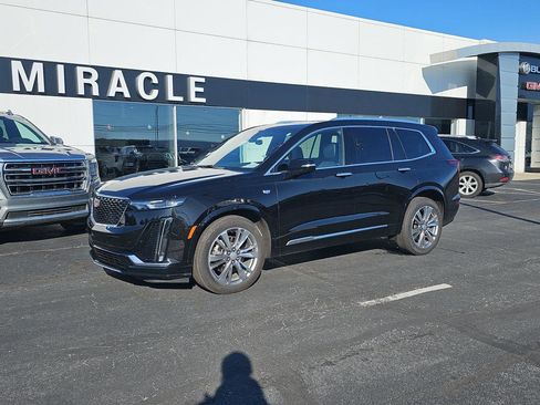 Certified 2025 Cadillac XT6 Premium Luxury image 1