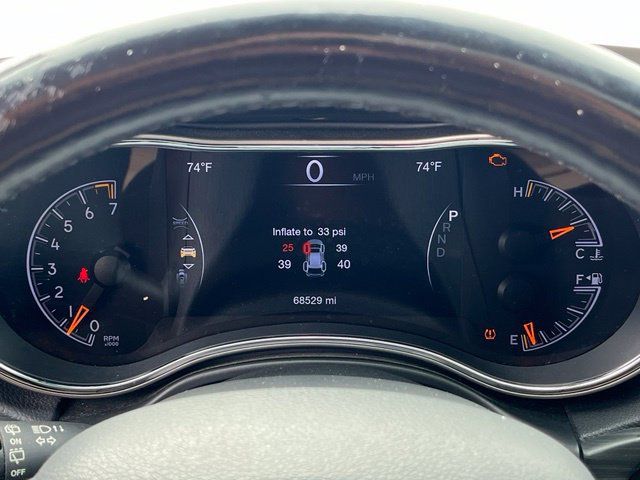 Used 2020 Jeep Grand Cherokee Altitude AWD/4WD image 32