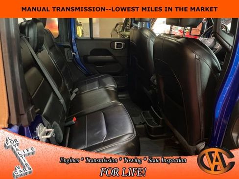 Used 2020 Jeep Wrangler Unlimited Sahara image 10