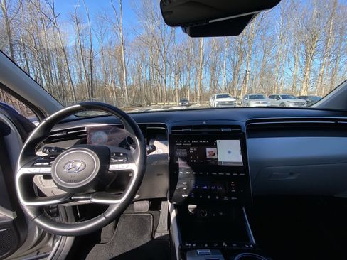 Used 2023 Hyundai Tucson Limited image 22