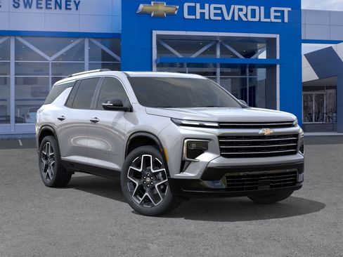New 2026 Chevrolet Traverse High Country FWD image 7