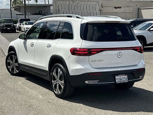 Used 2024 Mercedes-Benz EQB 250+ image 6