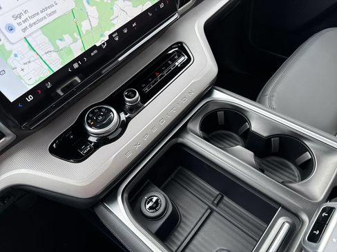 New 2026 Ford Expedition Max Active RWD image 25