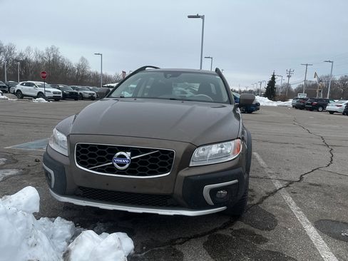 Used 2015 Volvo XC70 T6 Premier Plus image 3