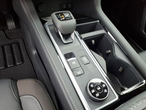 New 2026 Nissan Pathfinder SL AWD/4WD image 14