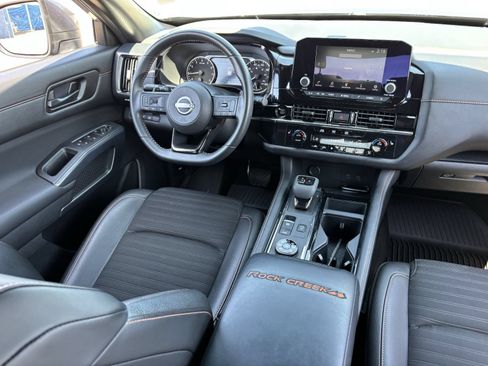 Certified 2025 Nissan Pathfinder Rock Creek AWD/4WD image 15