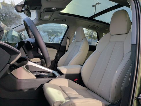 New 2025 Audi Q5 Prestige image 15