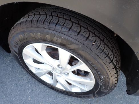 Used 2019 Hyundai Tucson SE AWD/4WD image 11