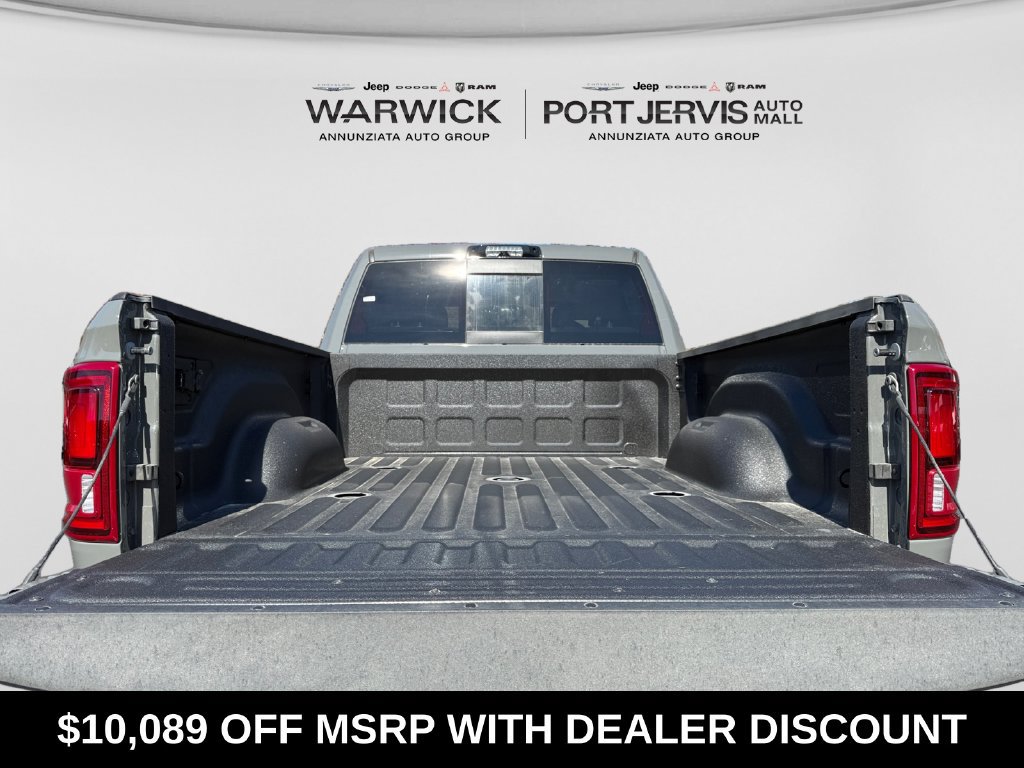 New 2026 RAM 3500 Big Horn AWD/4WD image 18