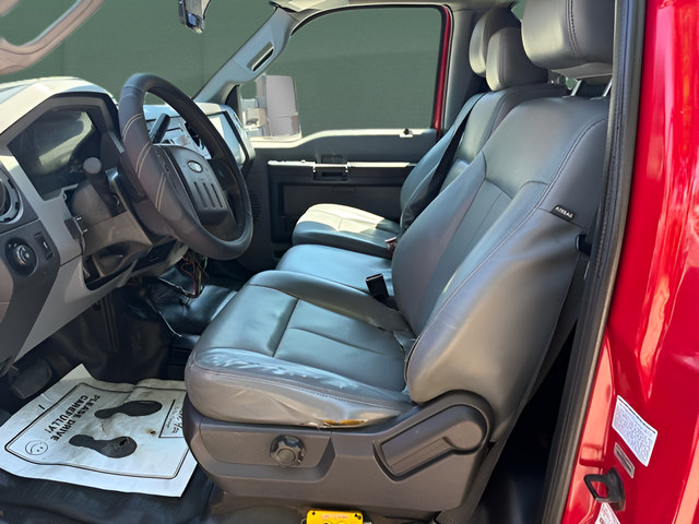 Used 2013 Ford F550 4x4 Regular Cab Super Duty image 10
