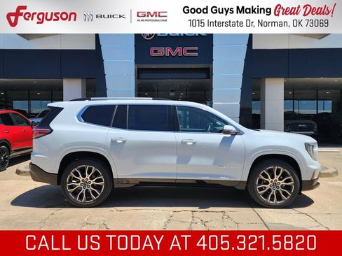 New 2026 GMC Acadia Denali Ultimate AWD/4WD image 3