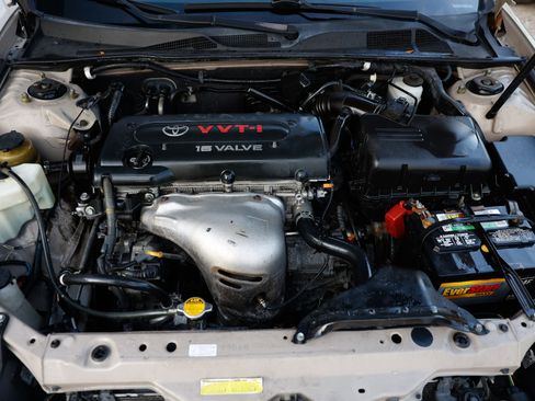 Used 2004 Toyota Camry LE image 39