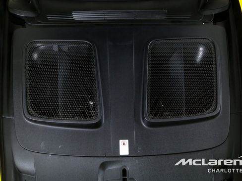 Used 2024 Porsche 911 GT3 RS w/ Weissach Package RWD image 27