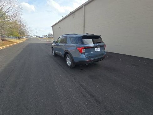 New 2026 Ford Explorer Active image 3