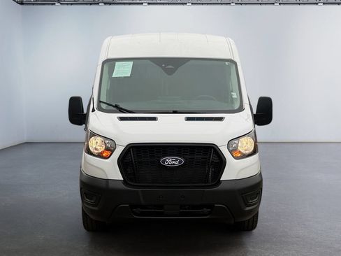 Used 2026 Ford Transit 250 148 Medium Roof RWD image 4