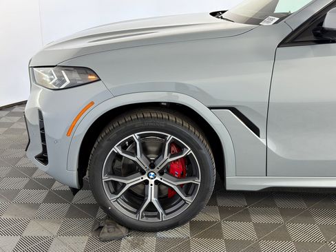 New 2026 BMW X6 xDrive40i w/ Premium Package image 9