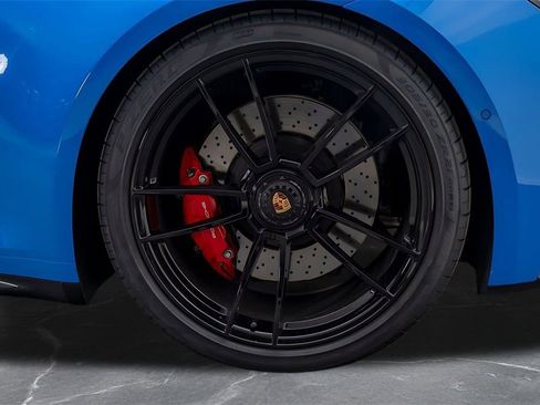 Used 2022 Porsche 911 Carrera 4 GTS image 44