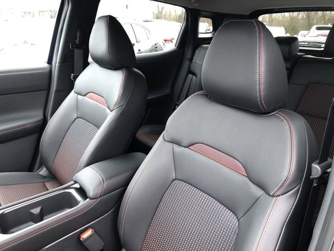 New 2026 Nissan Kicks SR w/ Cold Weather Package image 21