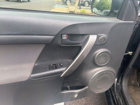 Used 2015 Scion tC FWD image 10
