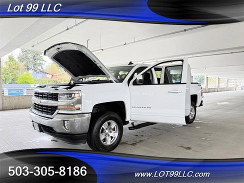 Used 2018 Chevrolet Silverado 1500 LT w/ All Star Edition image 25