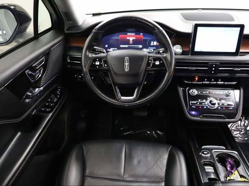 Used 2022 Lincoln Corsair Reserve w/ Equipment Group 201A image 15