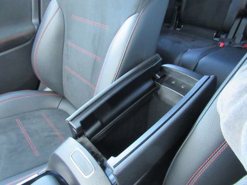 Used 2023 Mercedes-Benz EQB 300 4MATIC image 51